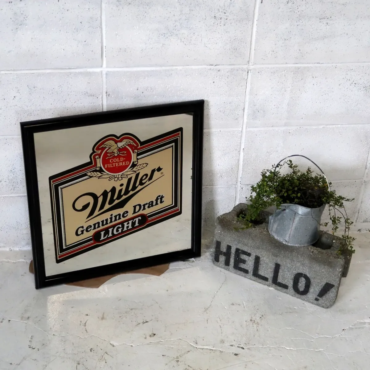 Miller LIGHT パブミラー