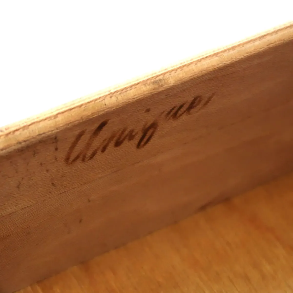 Unique Furniture アンティーク ナイトスタンド