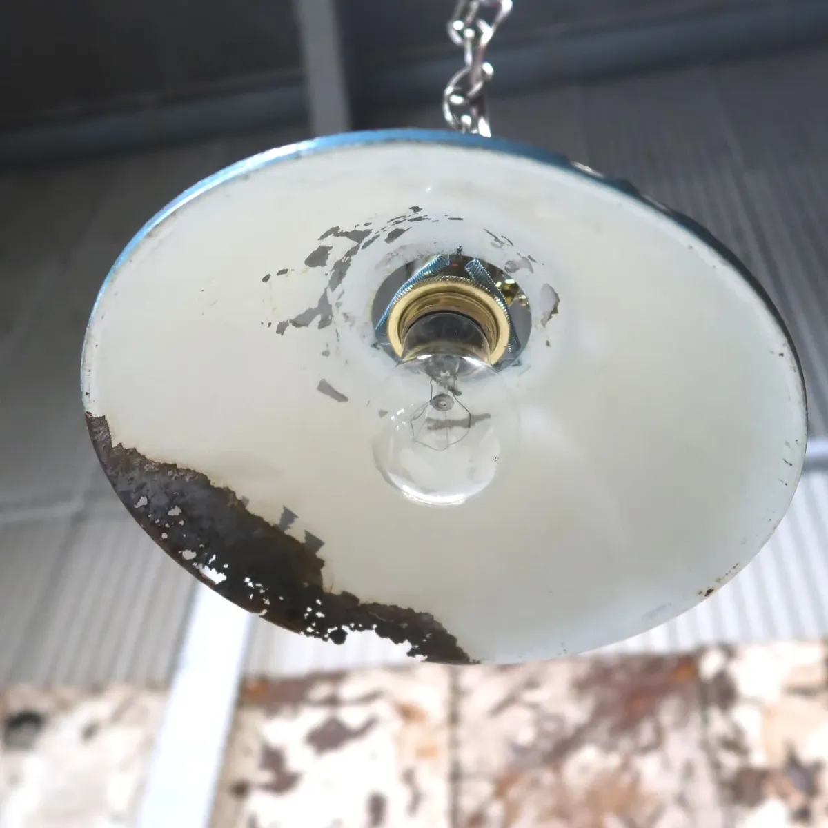 ビンテージ ミリタリーシェード ペンダントランプ