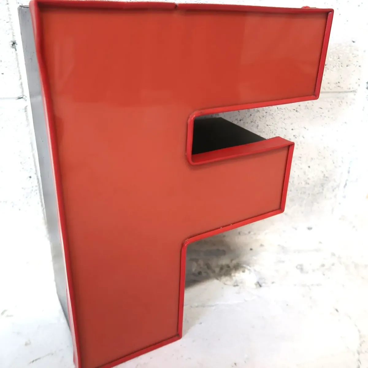 ビンテージ レターサイン F