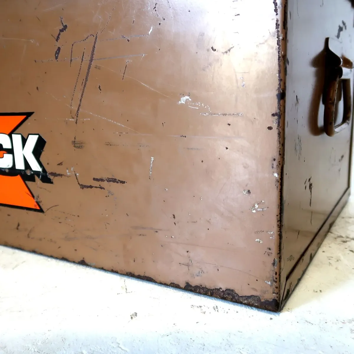 KNAACK ビンテージ メタルトランク