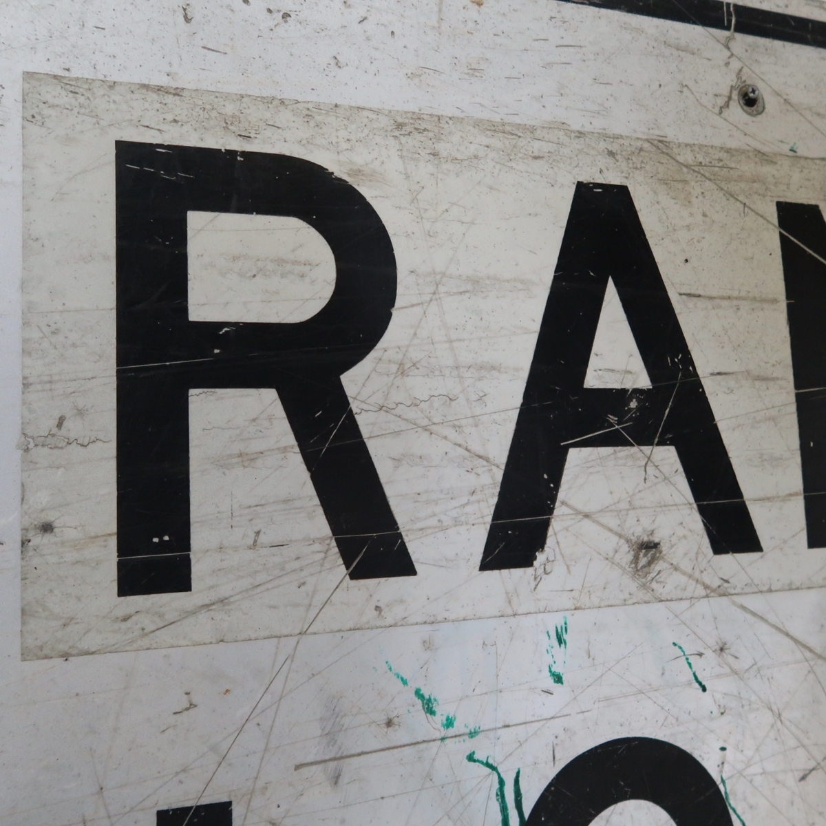 RAMP CLOSED 大型ロードサイン