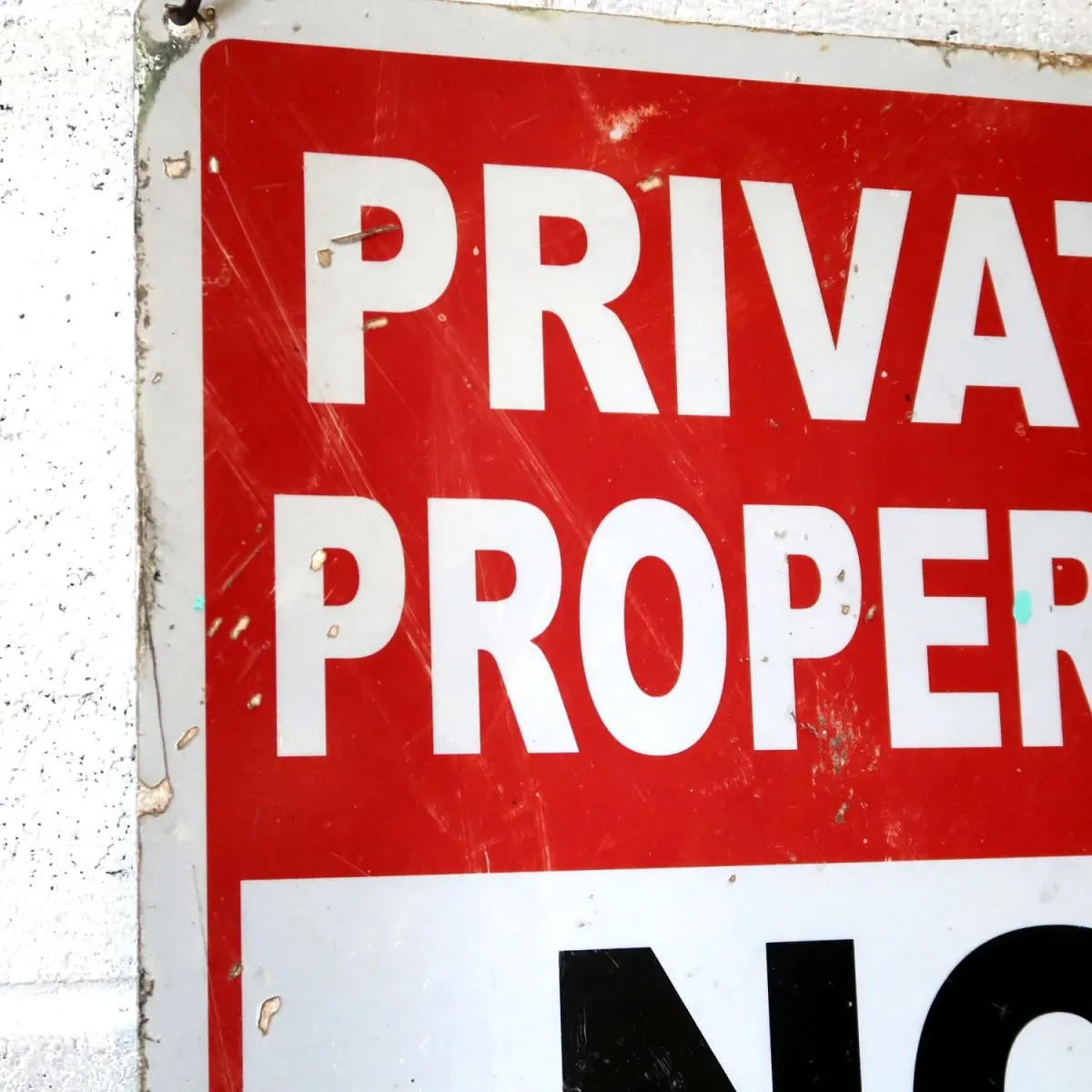 NO TRESPASSING メタルサイン