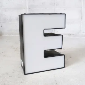 ビンテージ レターサイン E