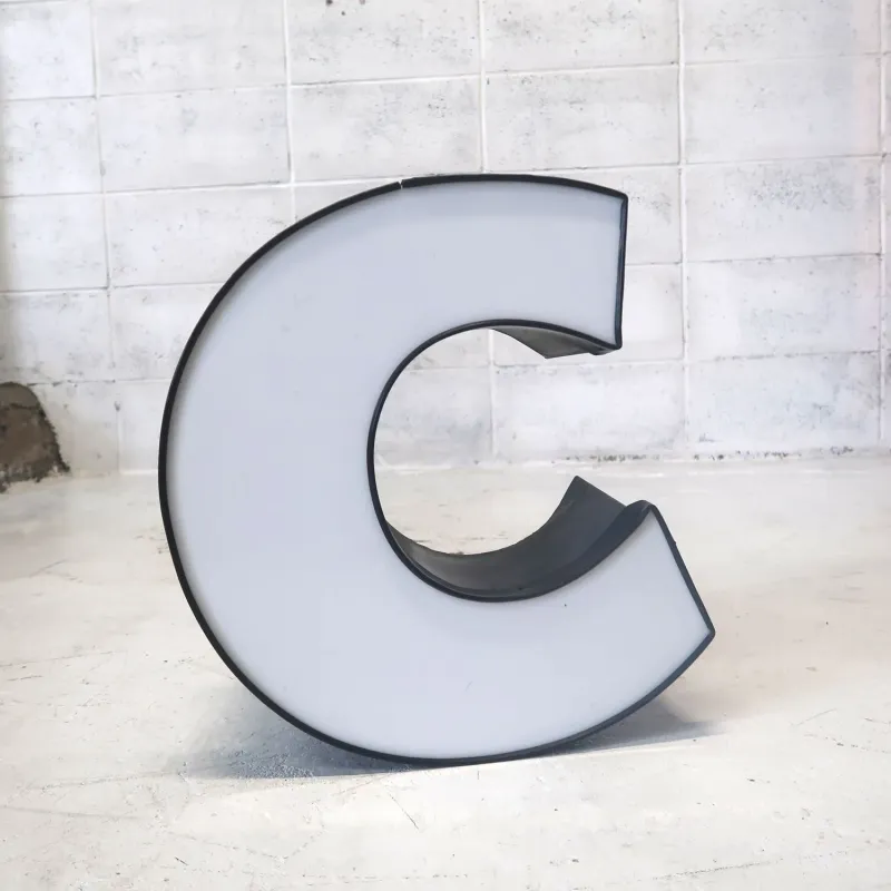 ビンテージ レターサイン C
