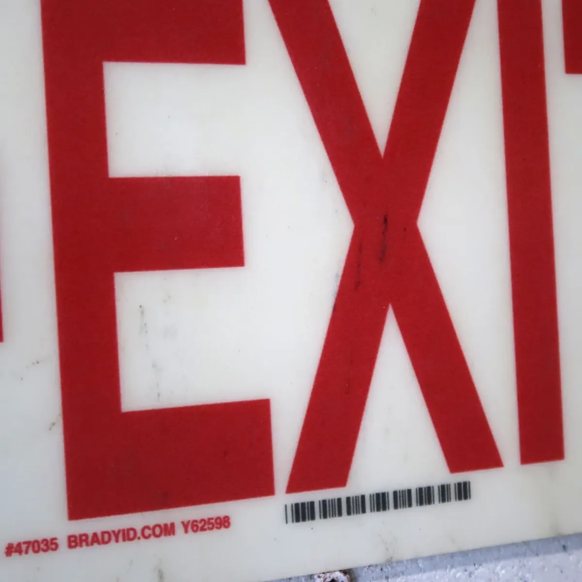 EXIT サインプレート ファイバー製