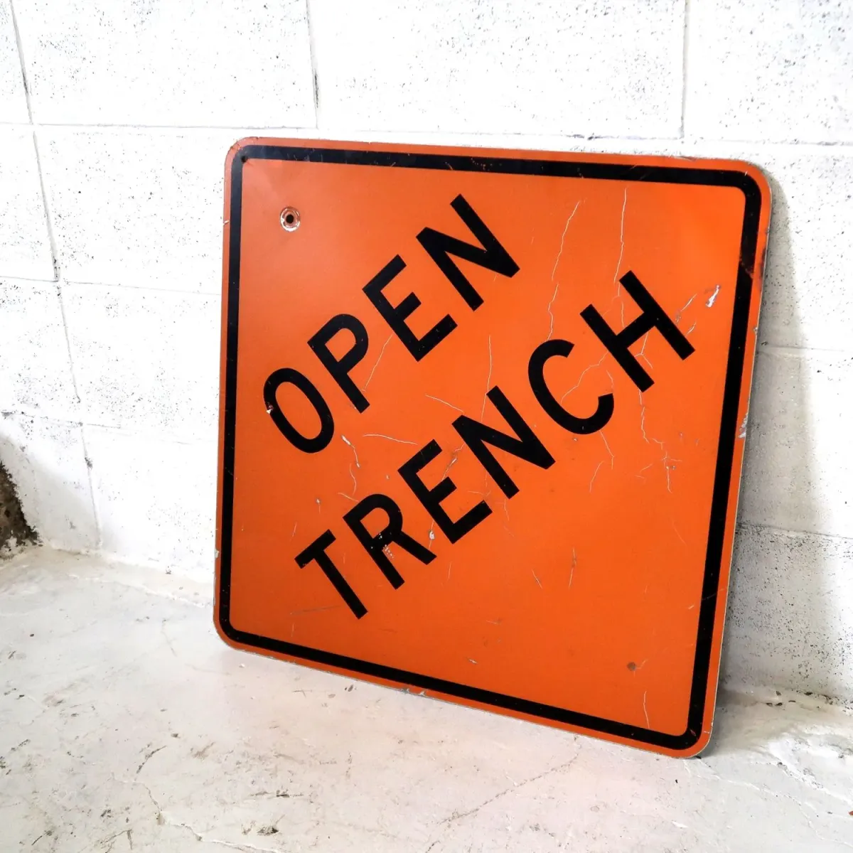 OPEN TRENCH ビンテージ ロードサイン