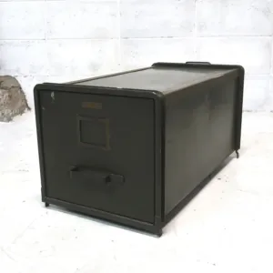 BERLOY ビンテージ メタルキャビネット