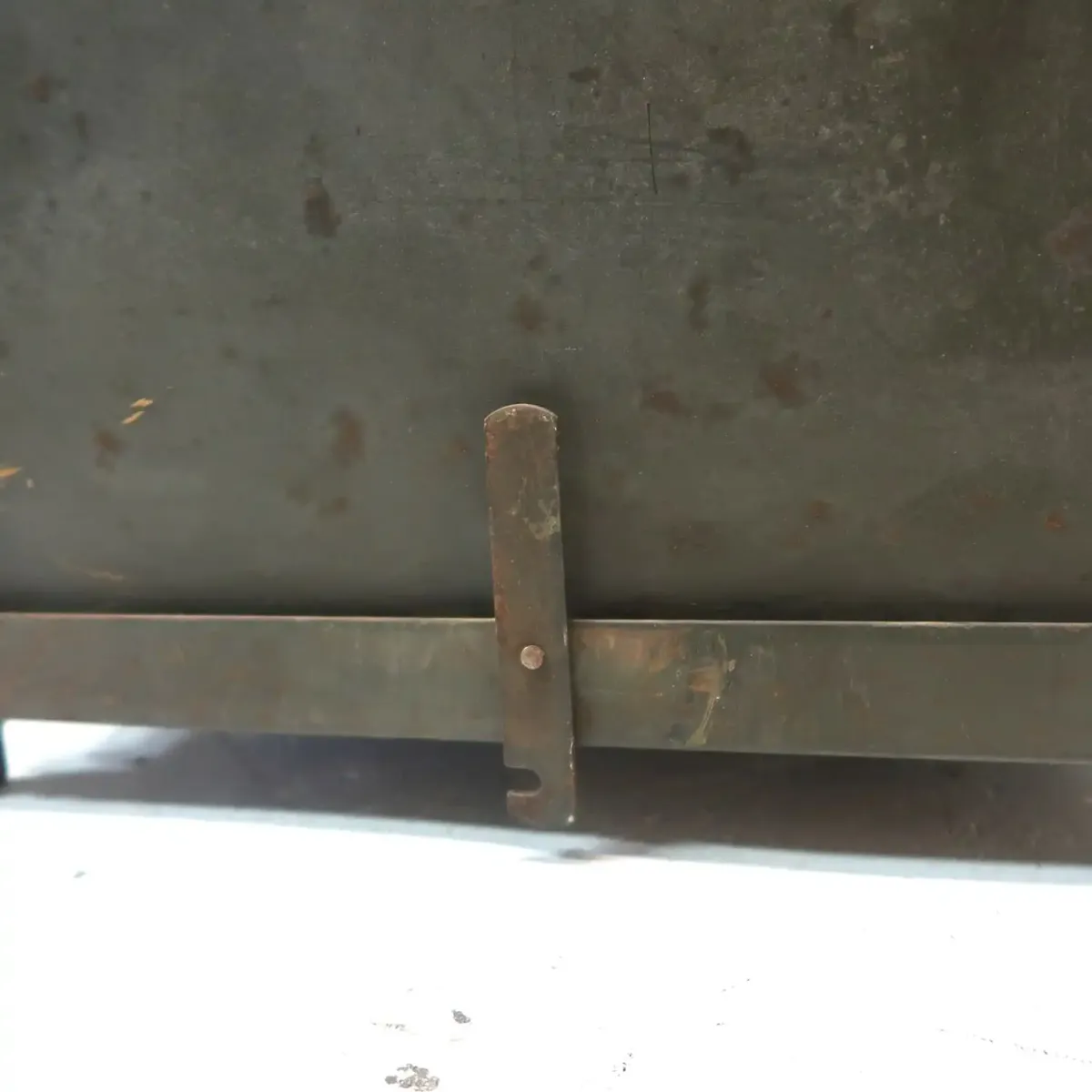 BERLOY ビンテージ メタルキャビネット