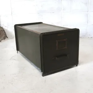 BERLOY ビンテージ メタルキャビネット