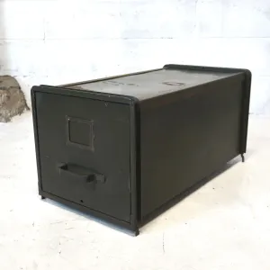 BERLOY ビンテージ メタルキャビネット