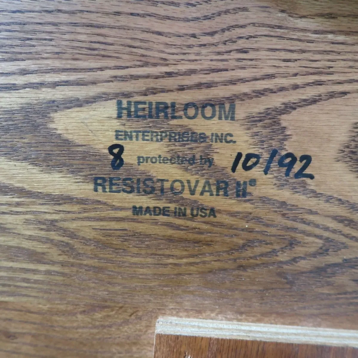 HEIRLOOM ENTERPRISES INC. コーヒーテーブル