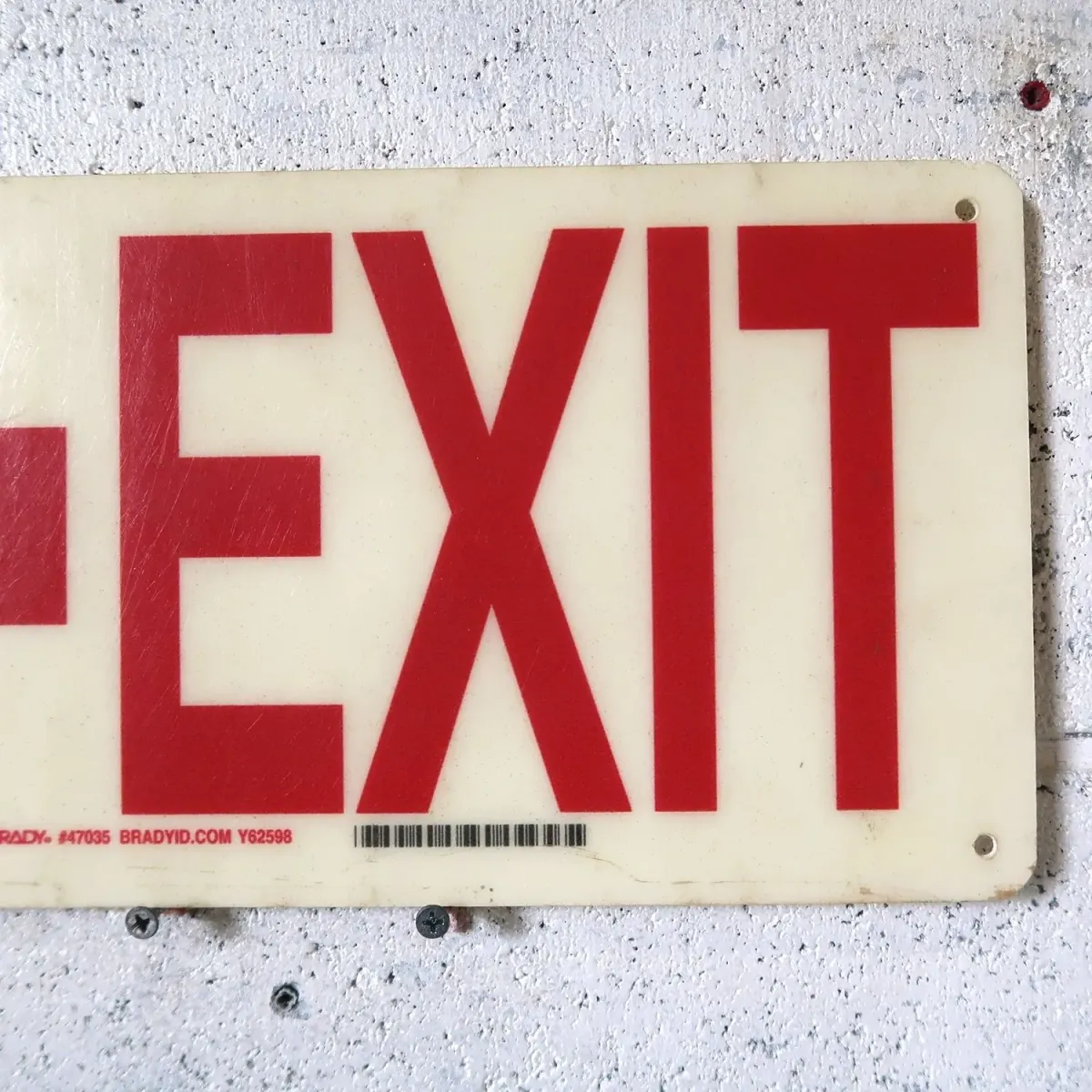 EXIT サインプレート ファイバー製