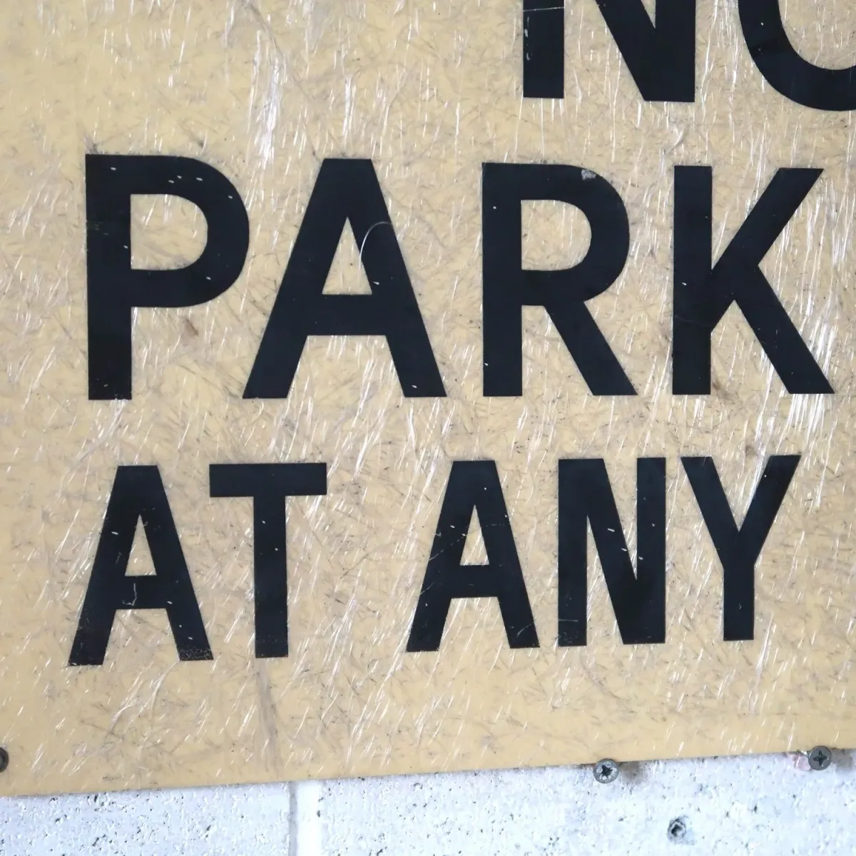 NO PARKING ロードサイン ファイバー製