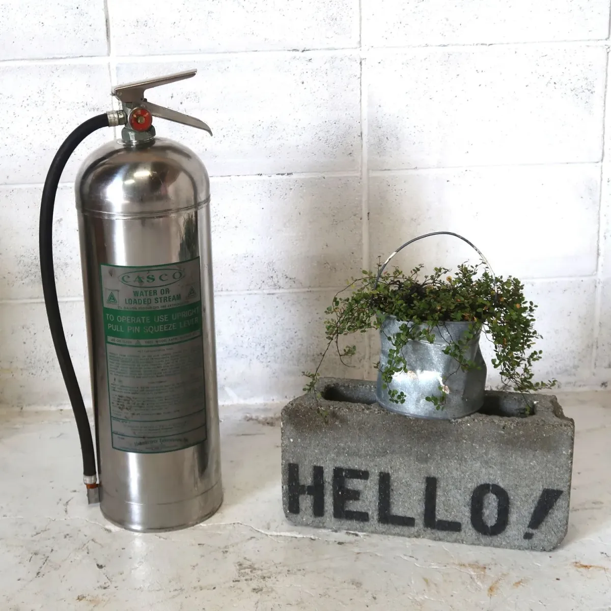 ビンテージ 消火器 クロムメッキ