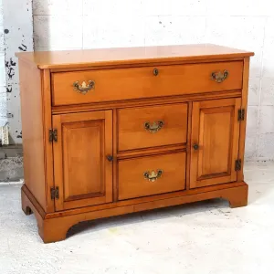 ST. JOHNS アンティーク サイドボード