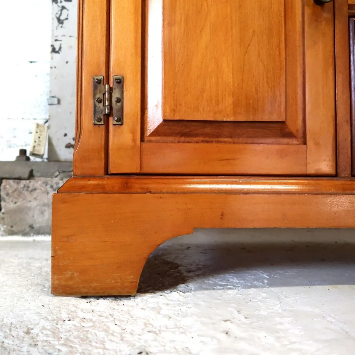 ST. JOHNS アンティーク サイドボード