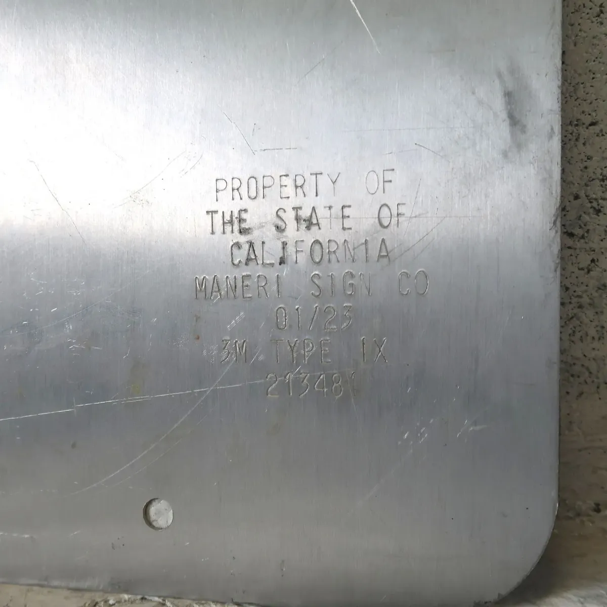 PUSH BUTTON ロードサイン