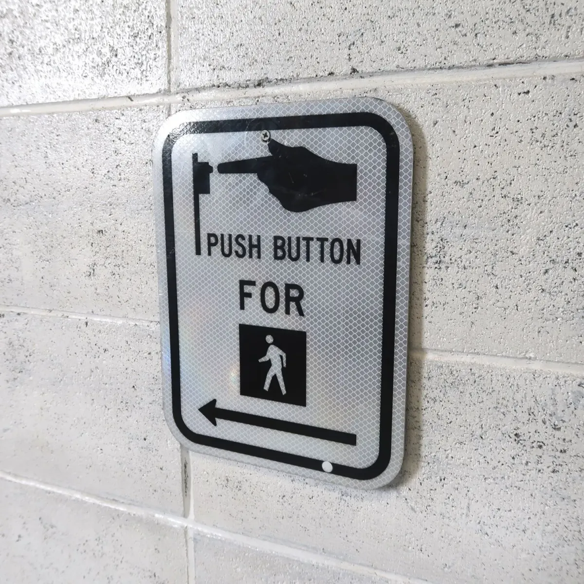 PUSH BUTTON ロードサイン