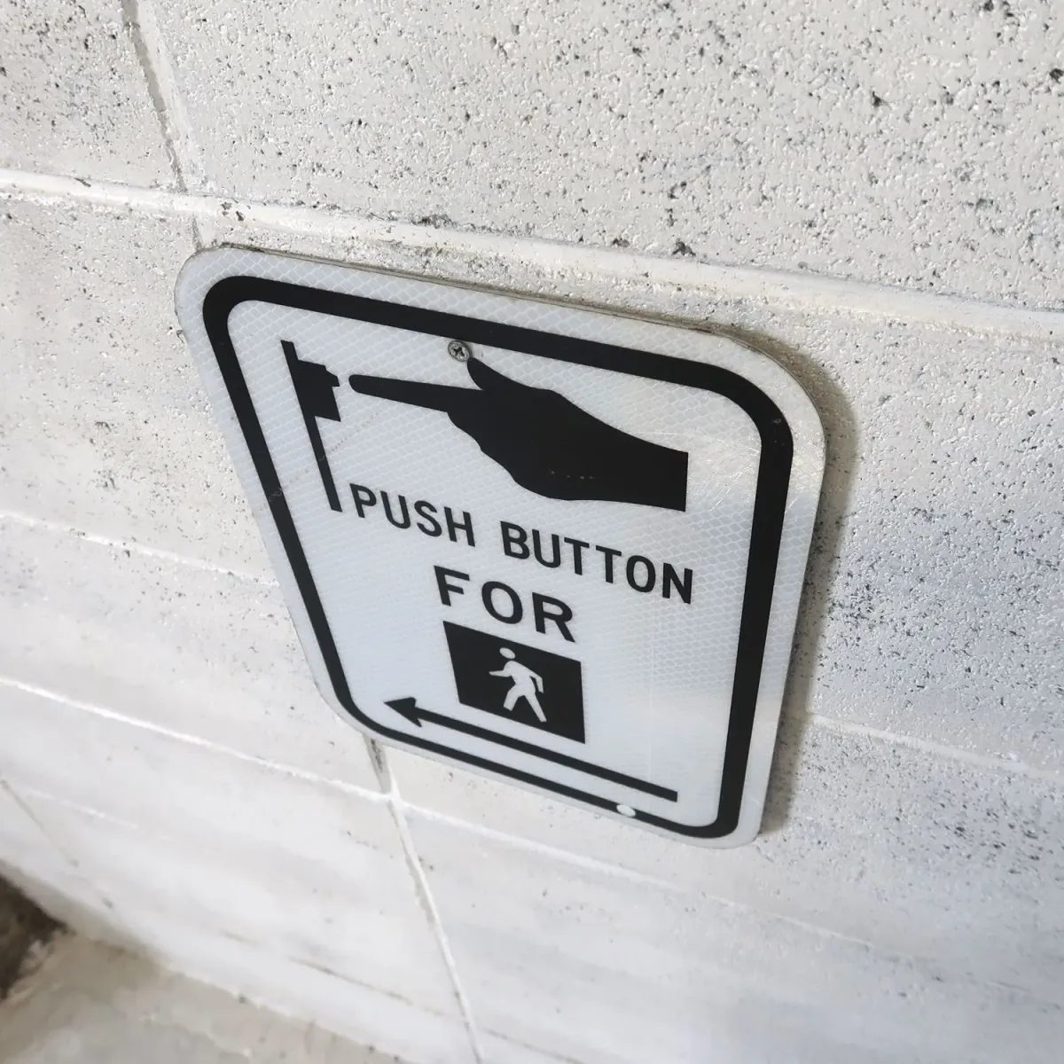 PUSH BUTTON ロードサイン