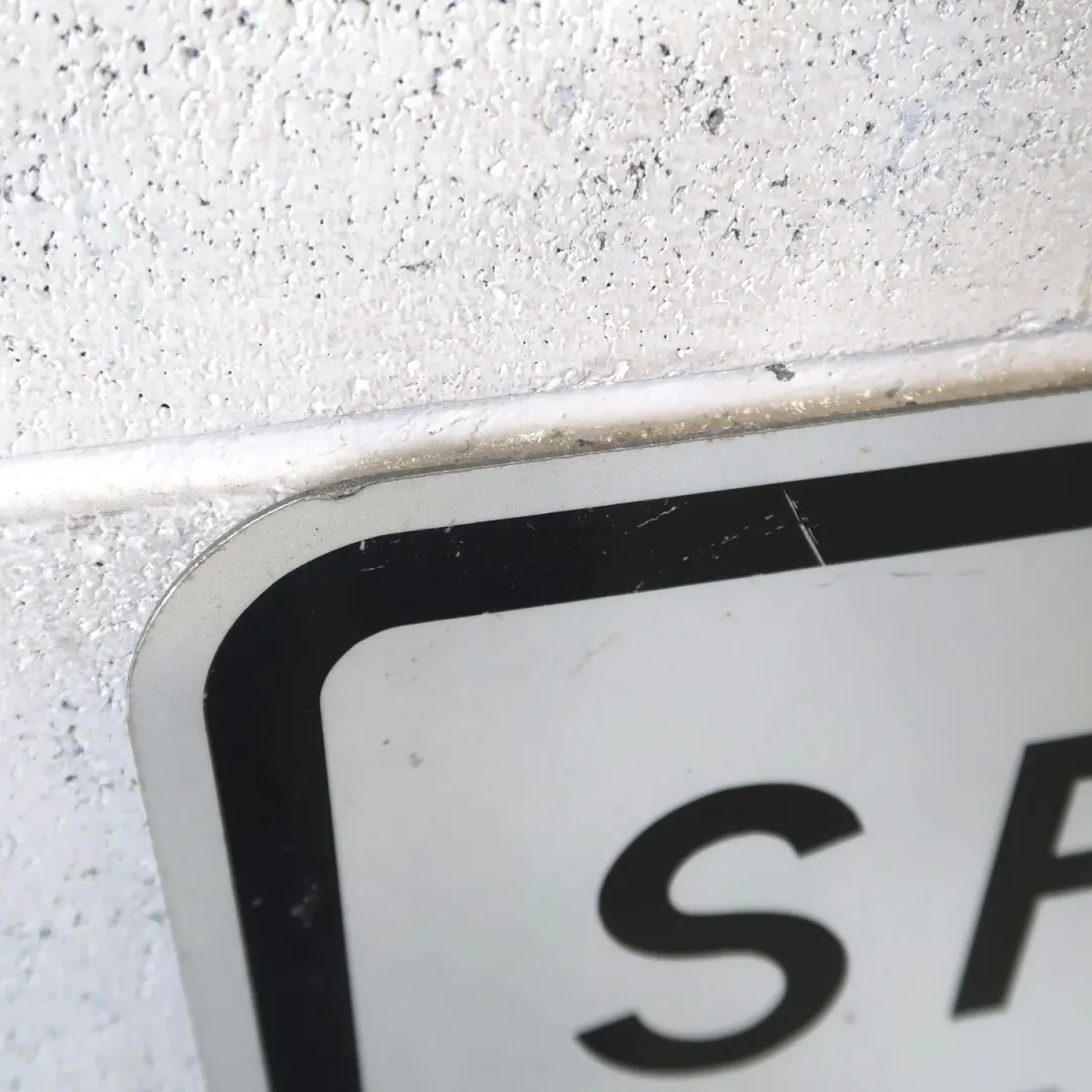 ロードサイン SPEED LIMIT 15