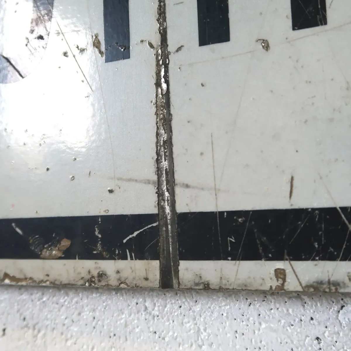 SIDEWALK CLOSED ロードサイン