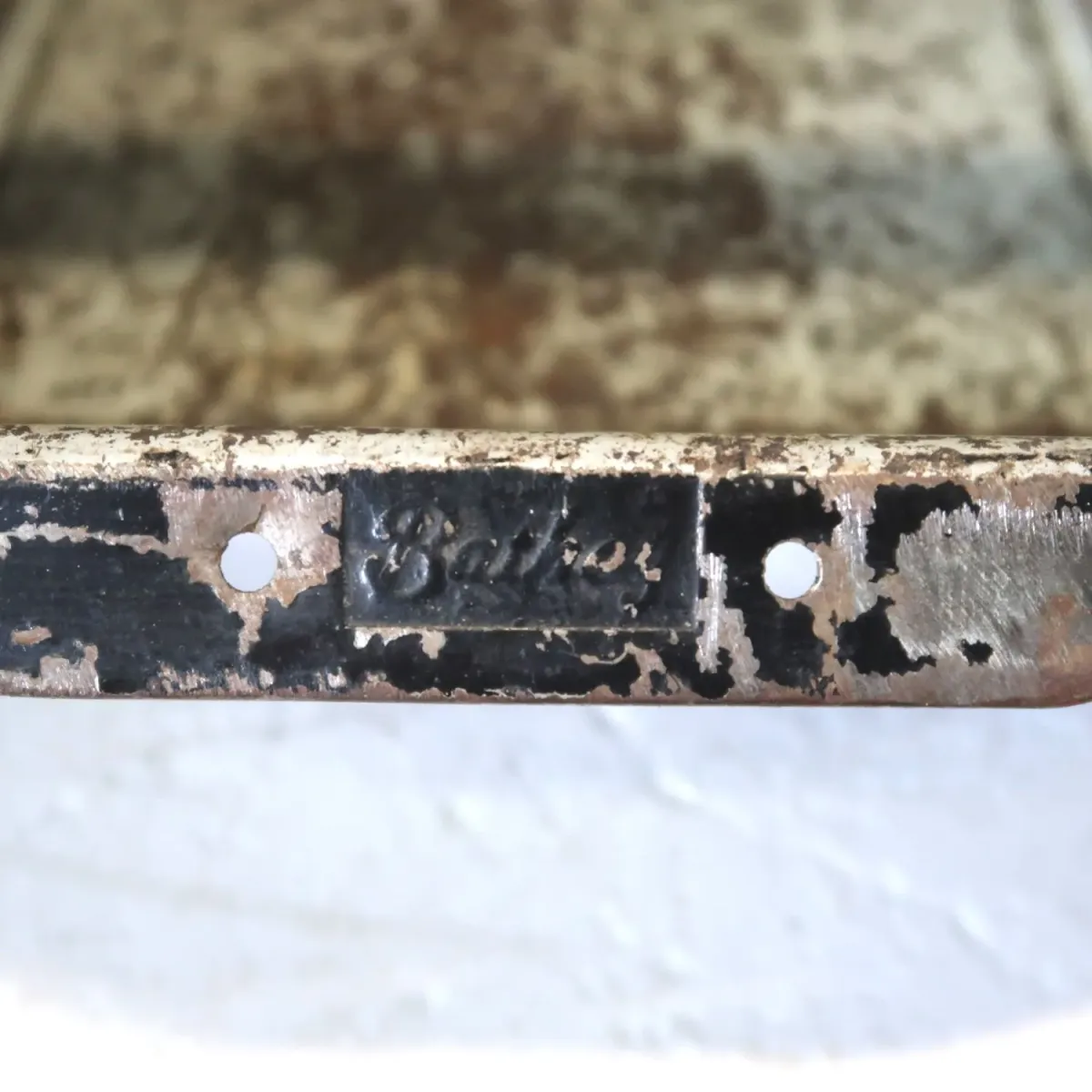 Bathey ビンテージ メタルキャビネット