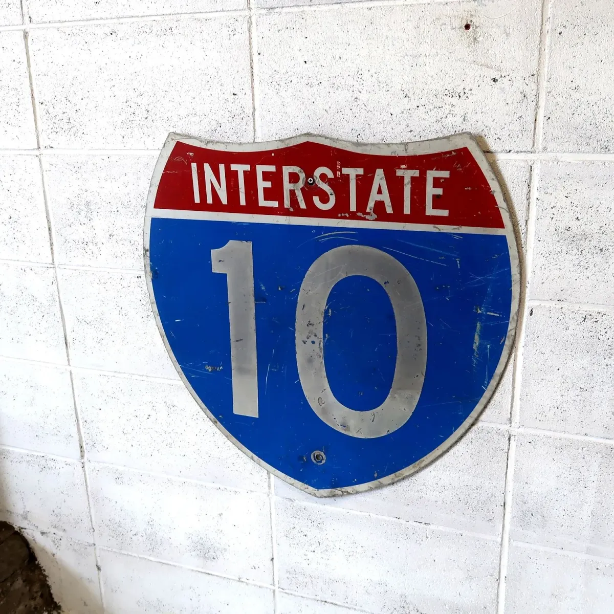 INTERSTATE CALIFORNIA 10 ロードサイン
