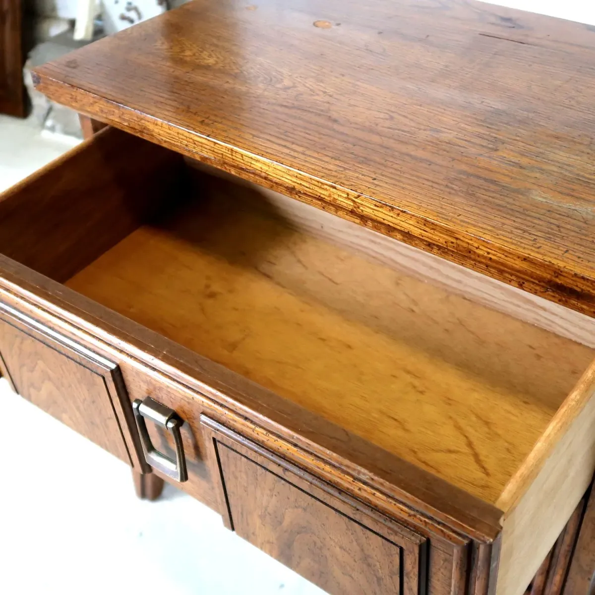 Dixie Furniture ビンテージ ウッドキャビネット