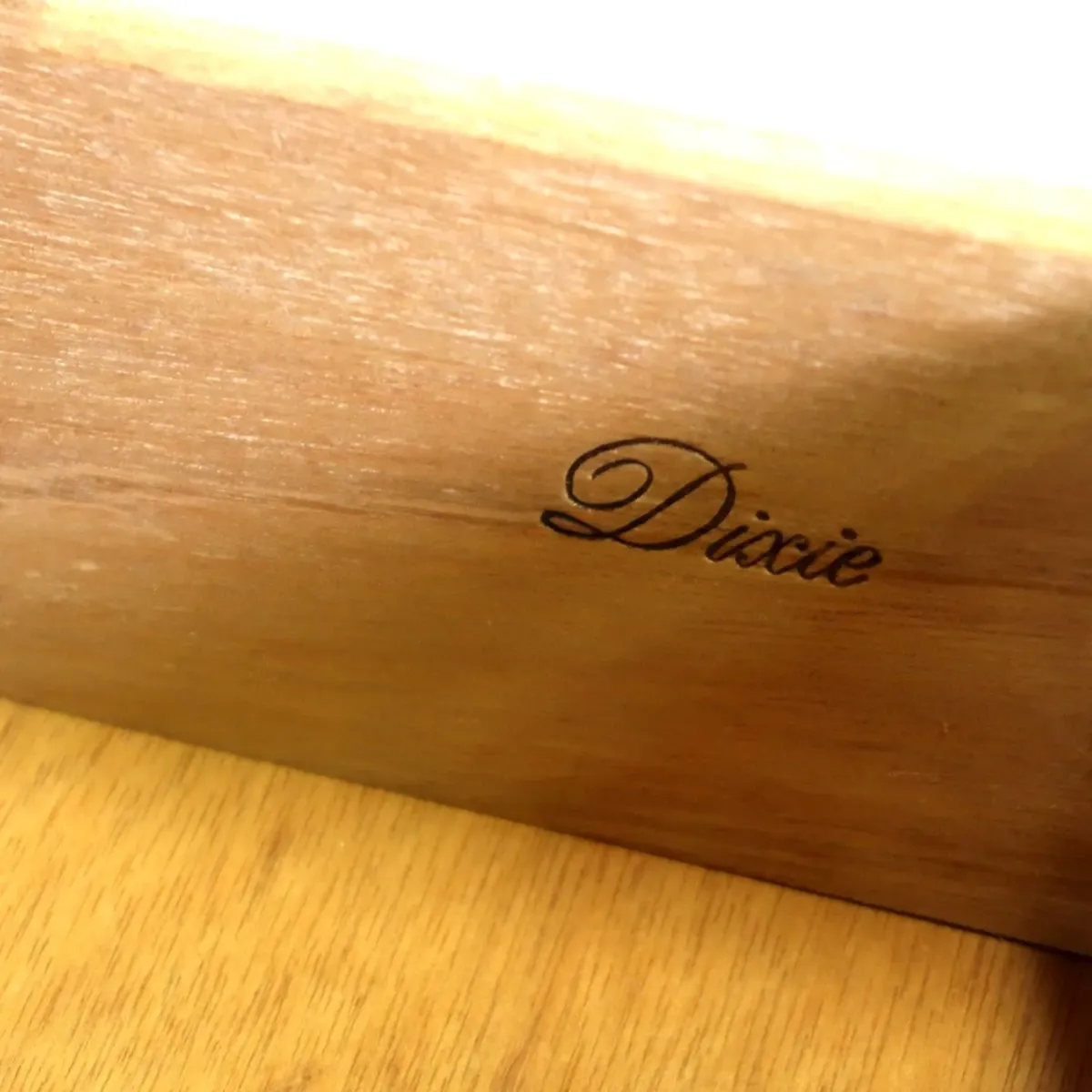 Dixie Furniture ビンテージ ウッドキャビネット