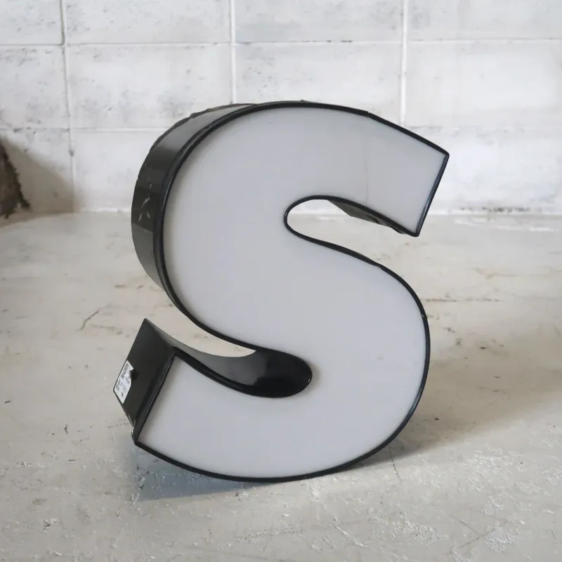 ビンテージ レターサイン S