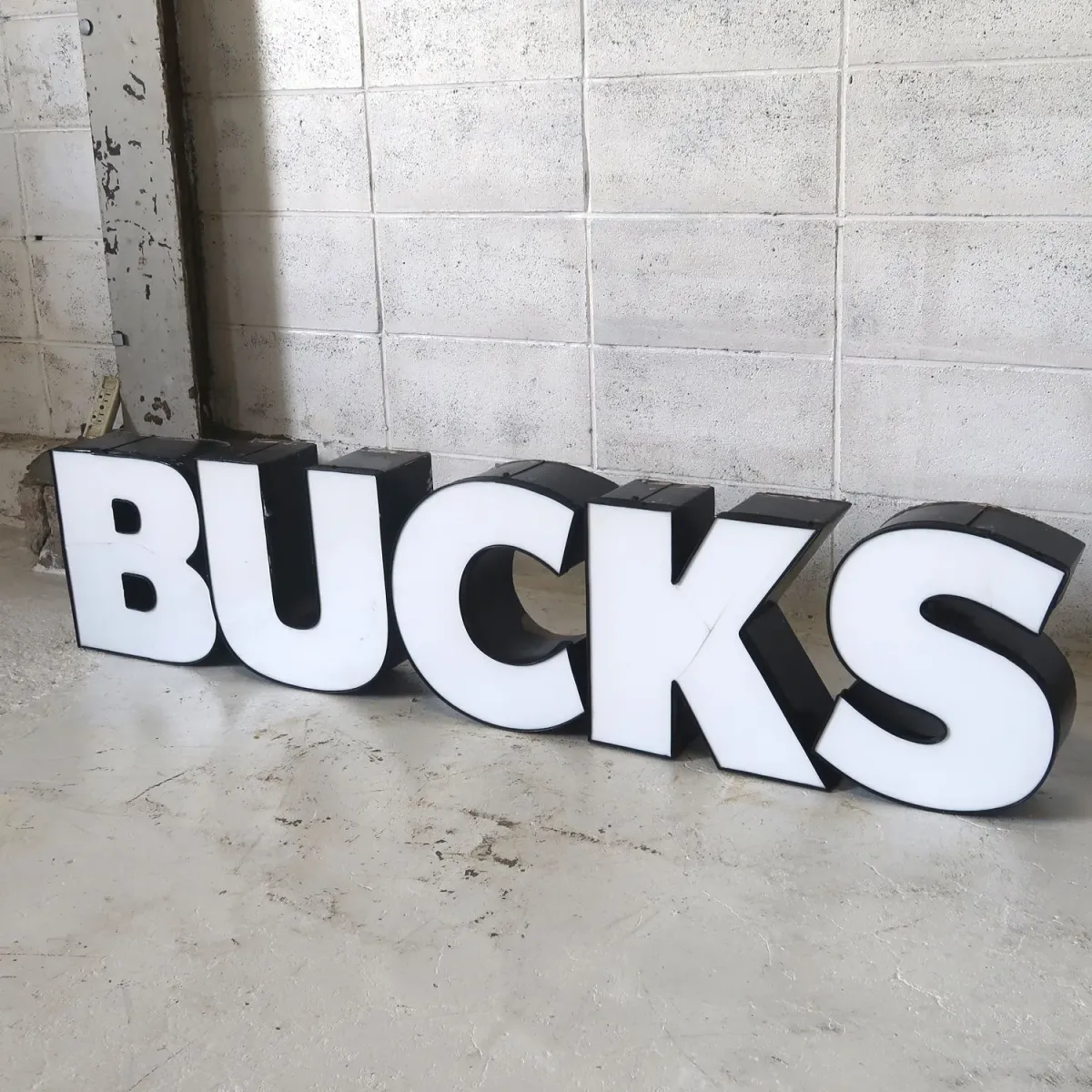 ビンテージ レターサイン B