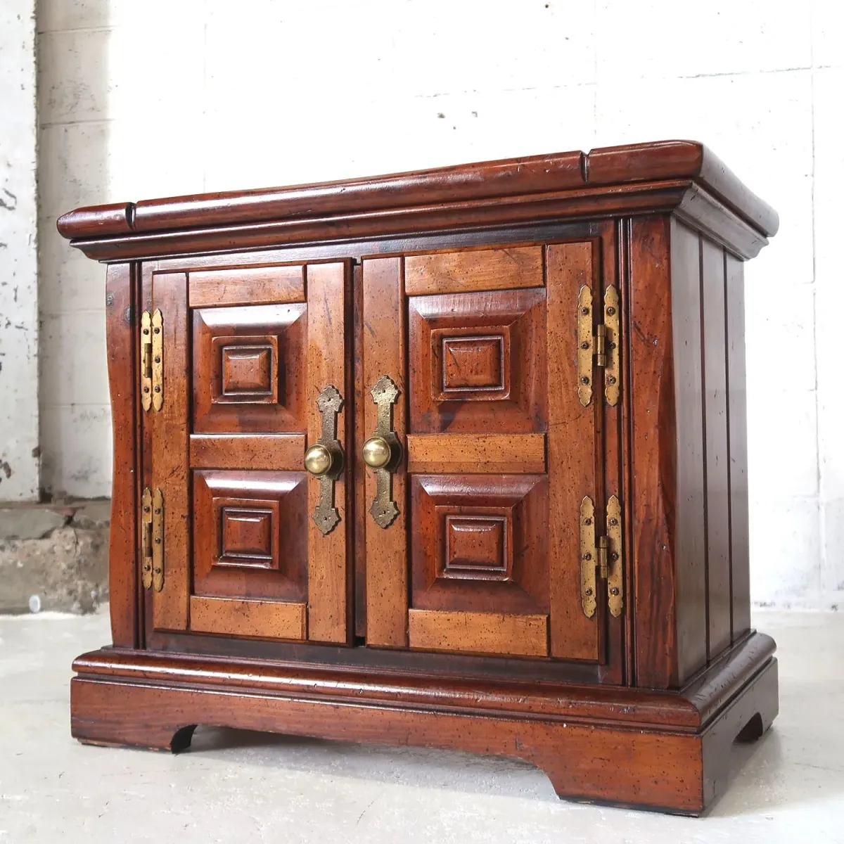 アンティーク ナイトスタンド