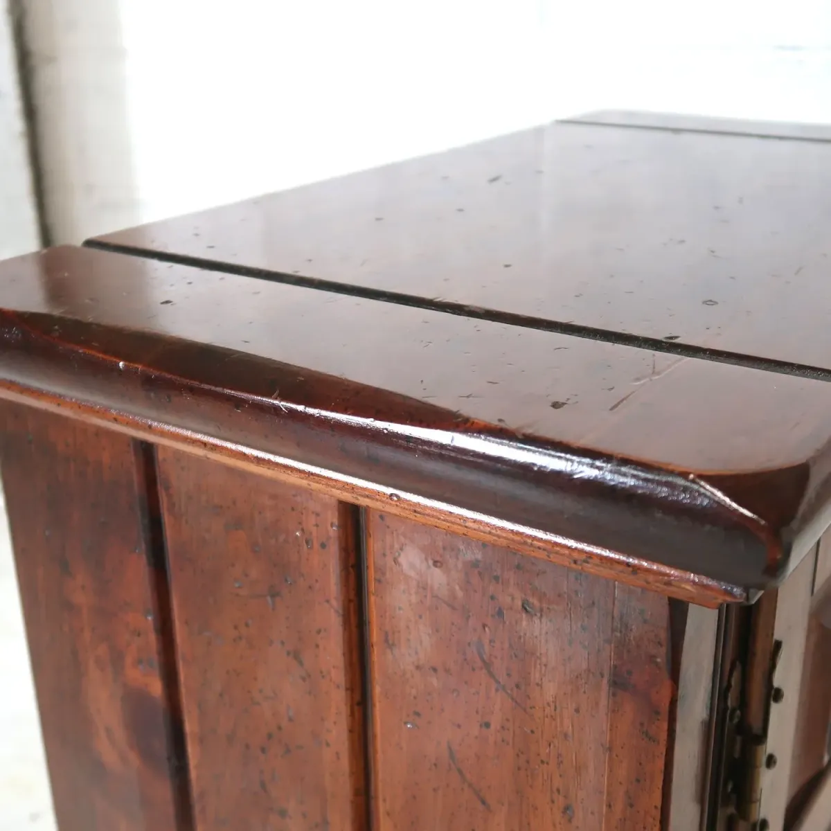 アンティーク ナイトスタンド