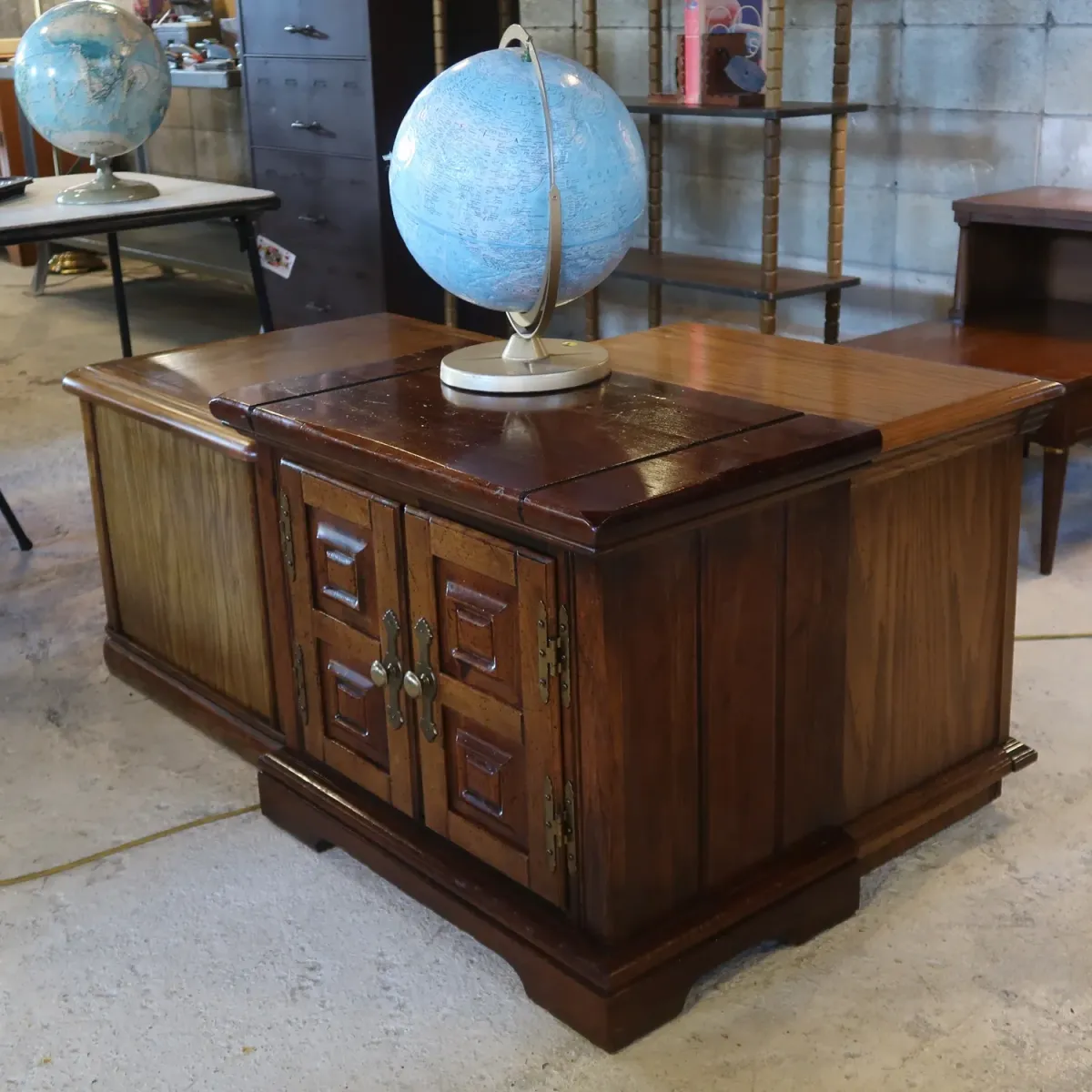 アンティーク ナイトスタンド