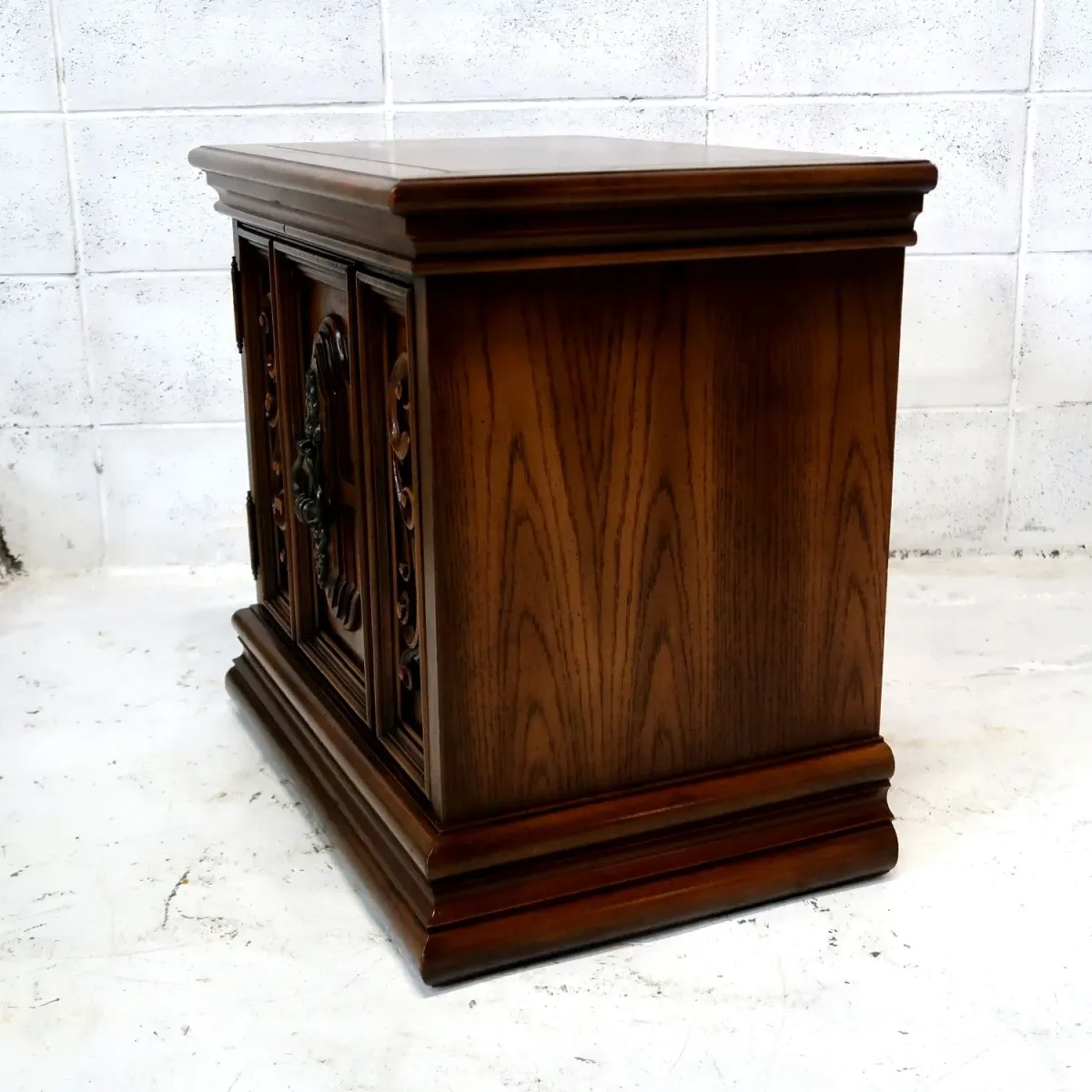 アンティーク ナイトスタンド