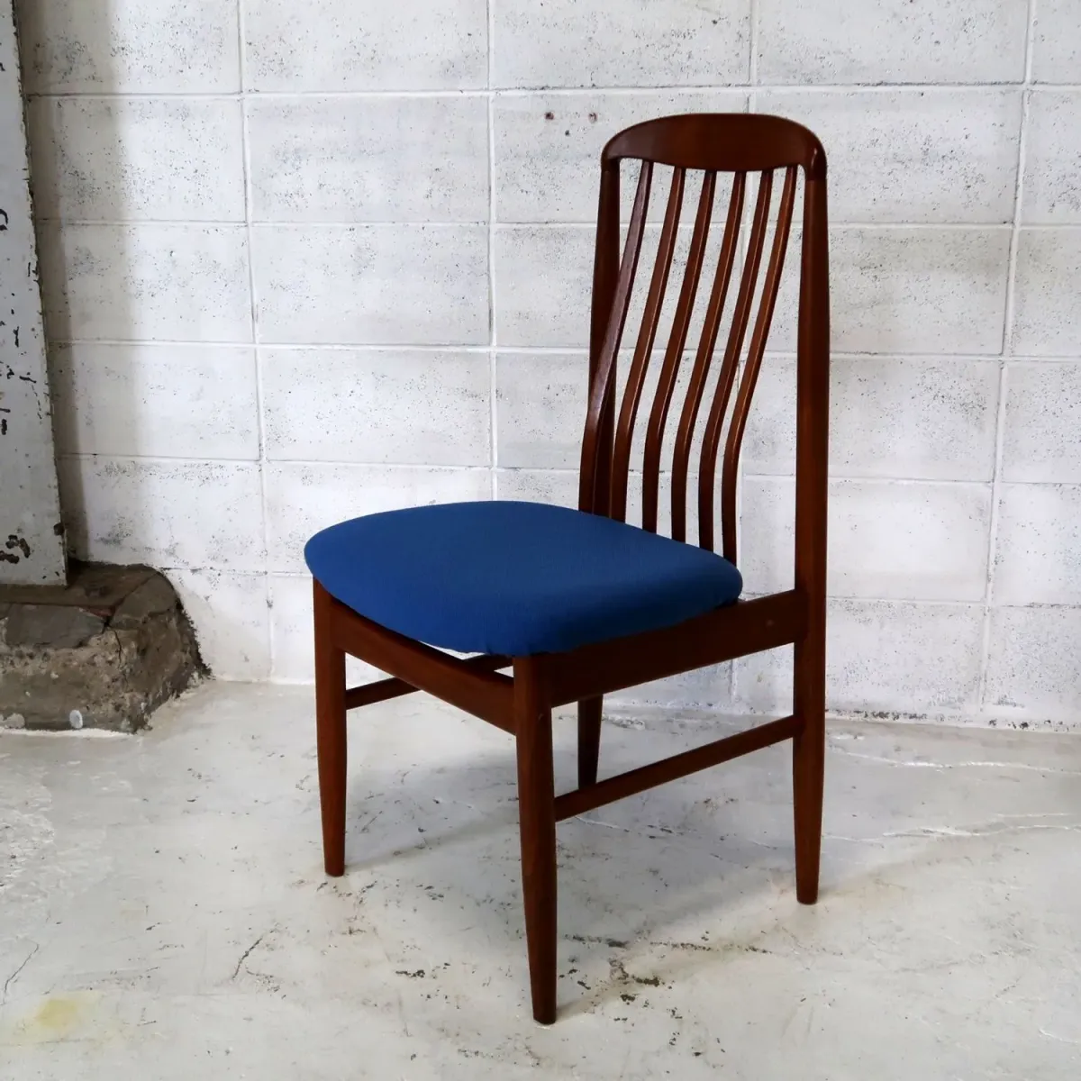 アンティーク ウッドチェア チークウッド