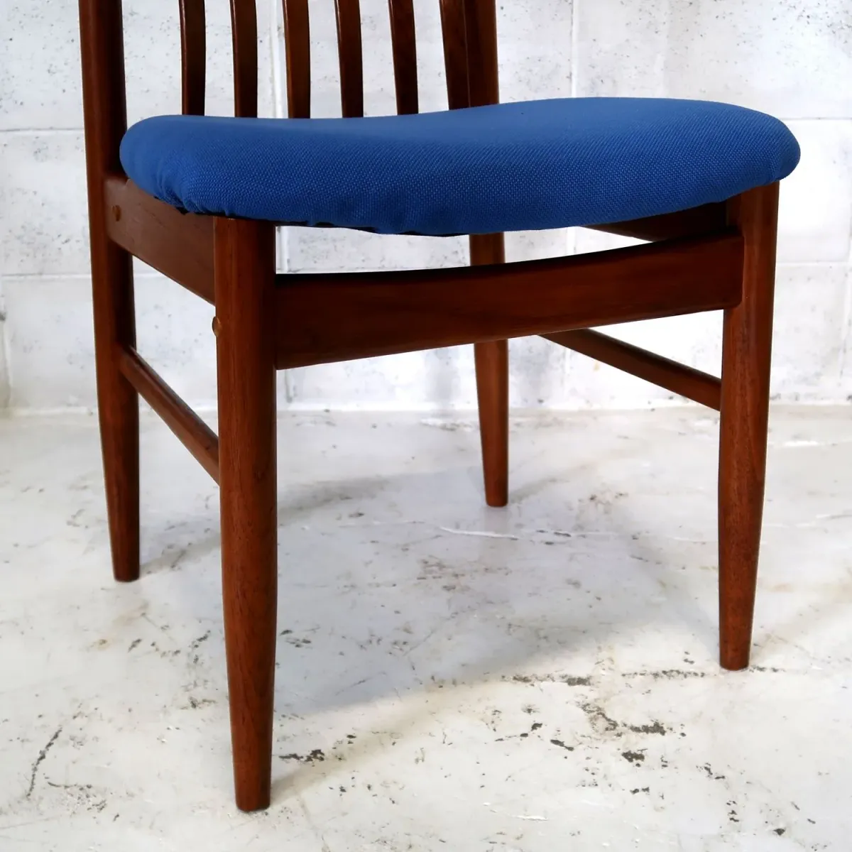 アンティーク ウッドチェア チークウッド