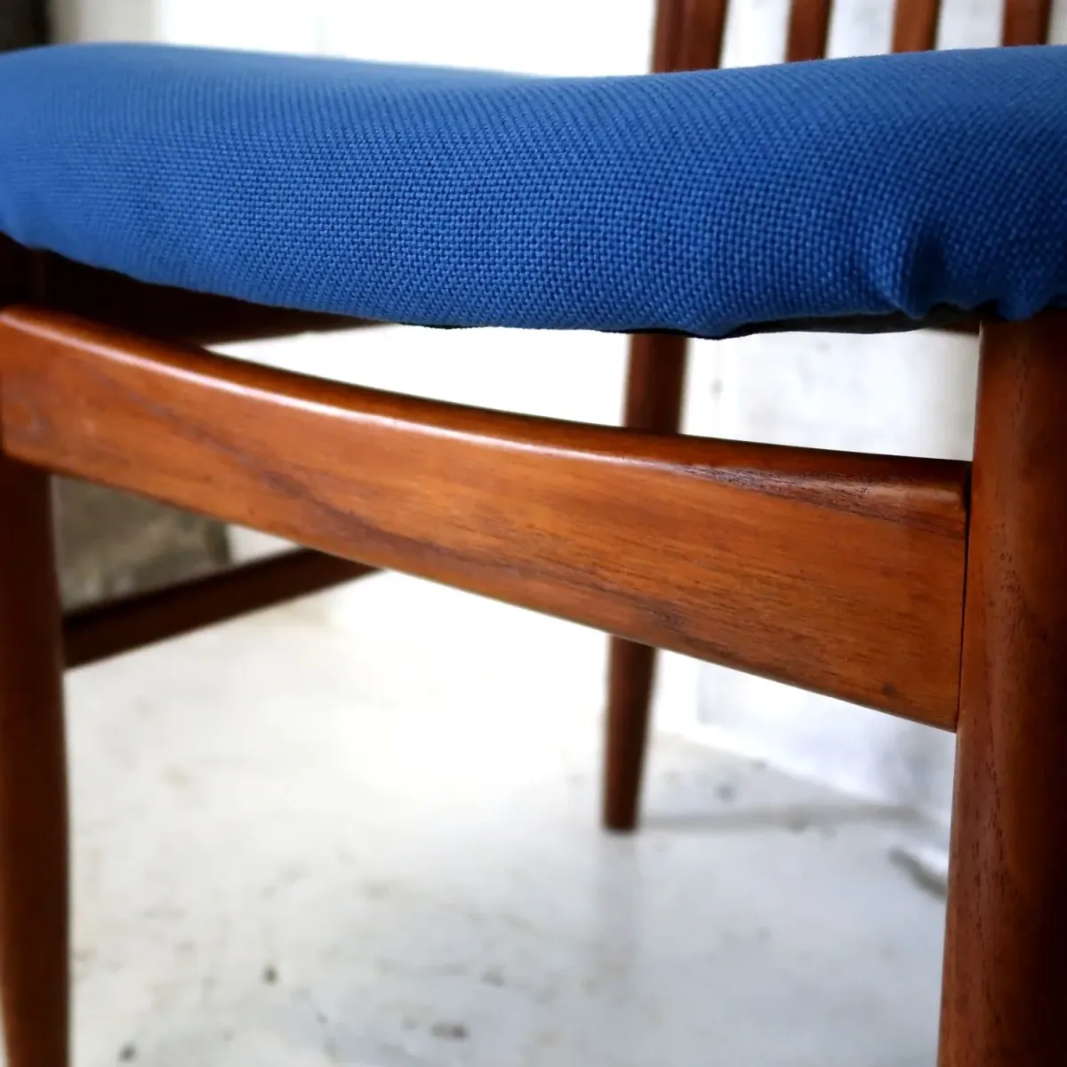 アンティーク ウッドチェア チークウッド