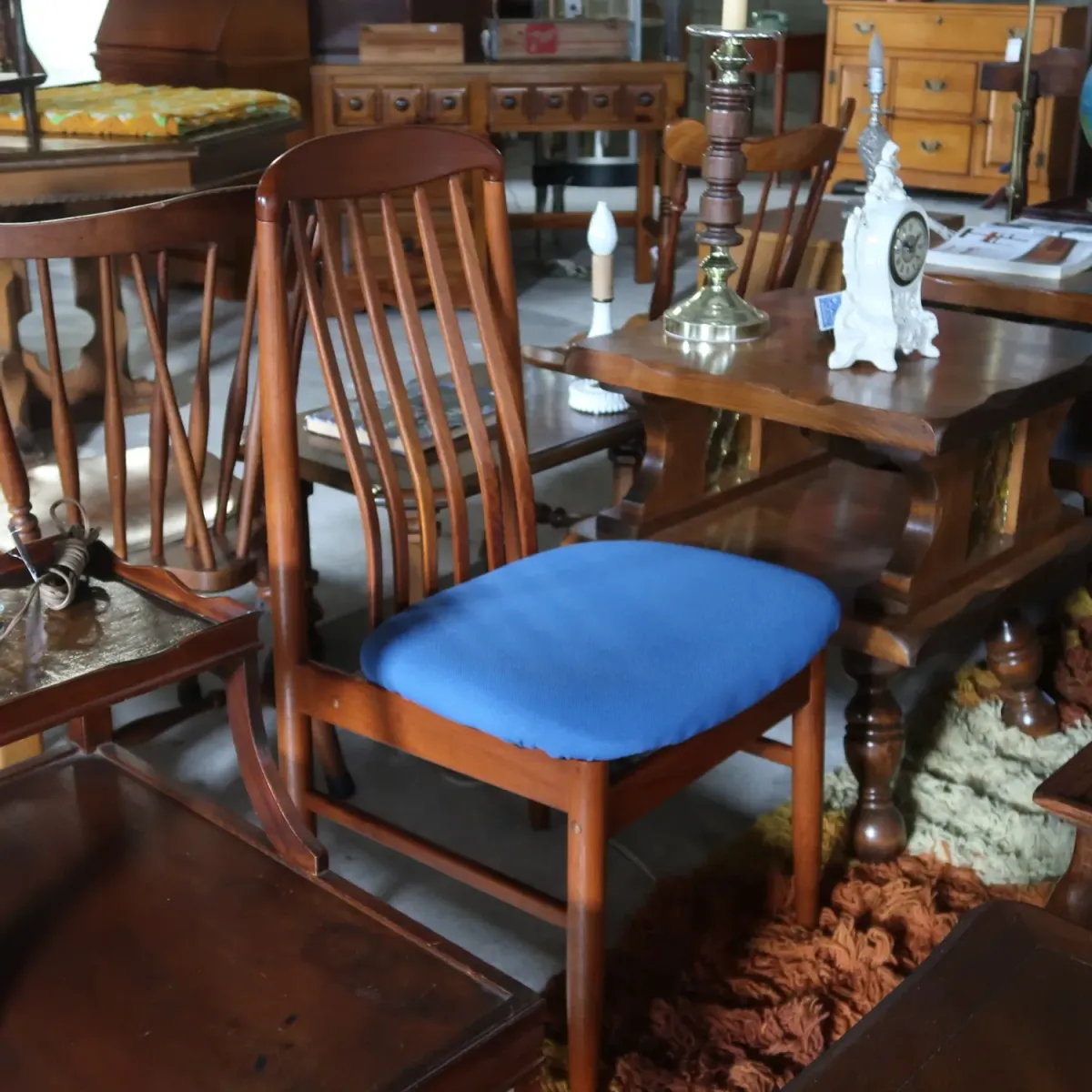 アンティーク ウッドチェア チークウッド