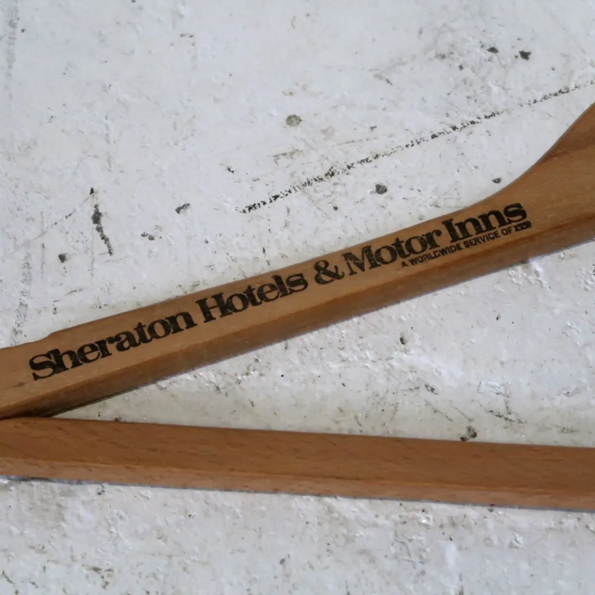 Sheraton Hotels ビンテージ ウッドハンガー