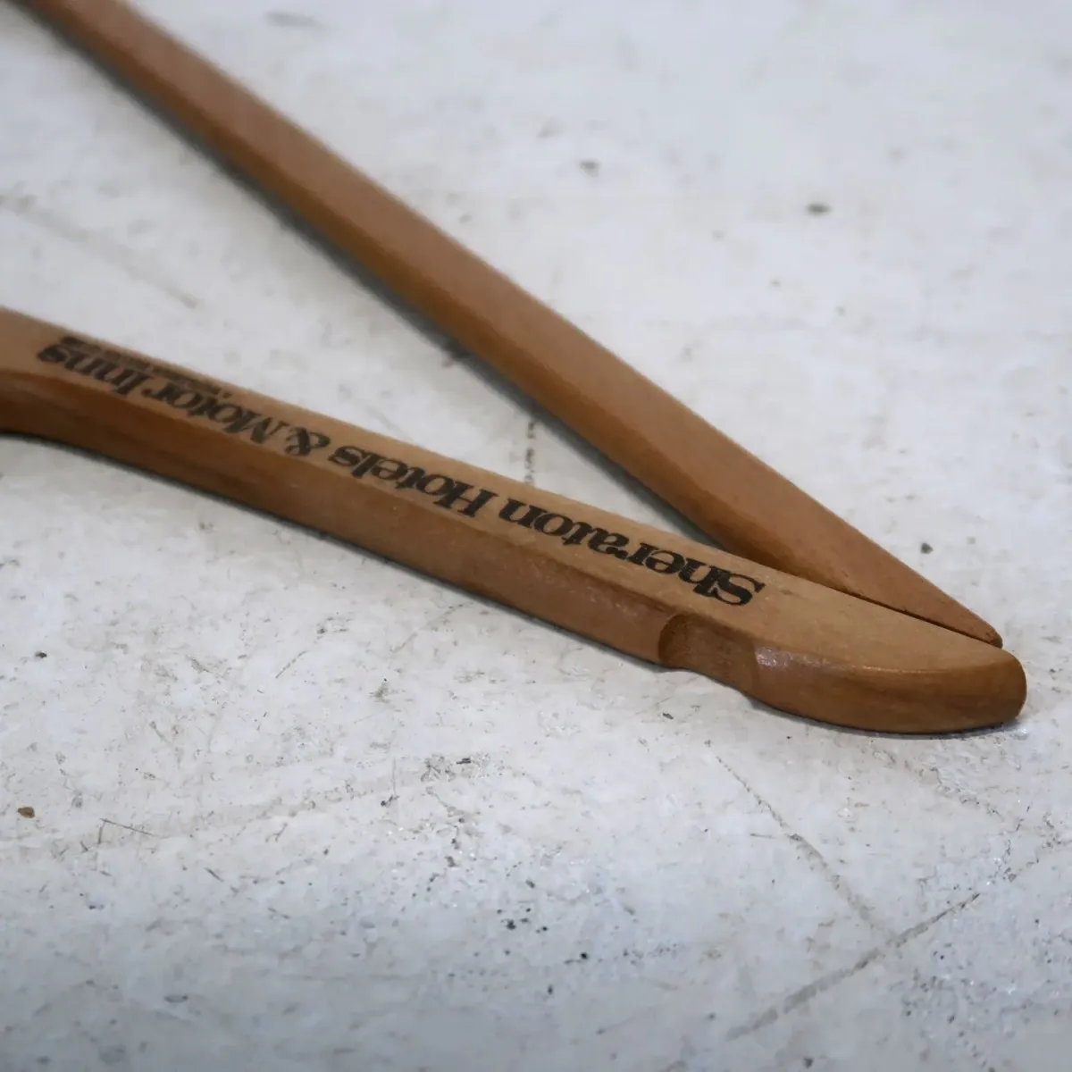 Sheraton Hotels ビンテージ ウッドハンガー