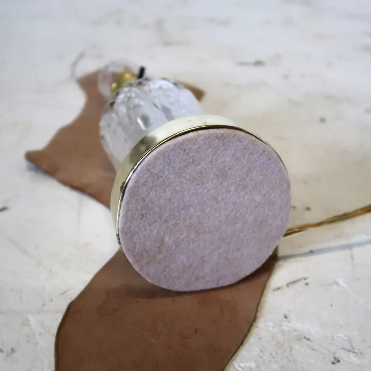 アンティーク ガラスベース テーブルランプ