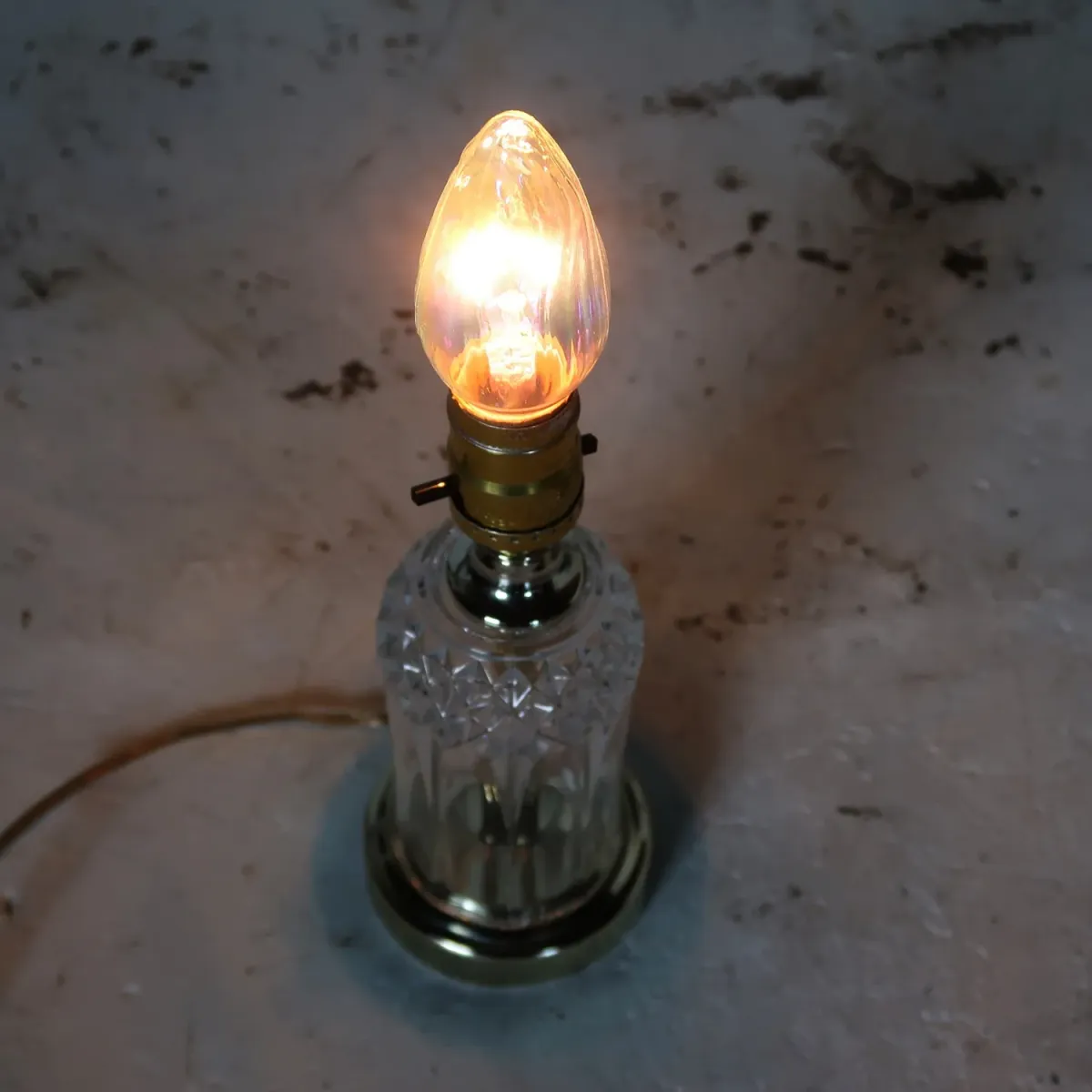 アンティーク ガラスベース テーブルランプ