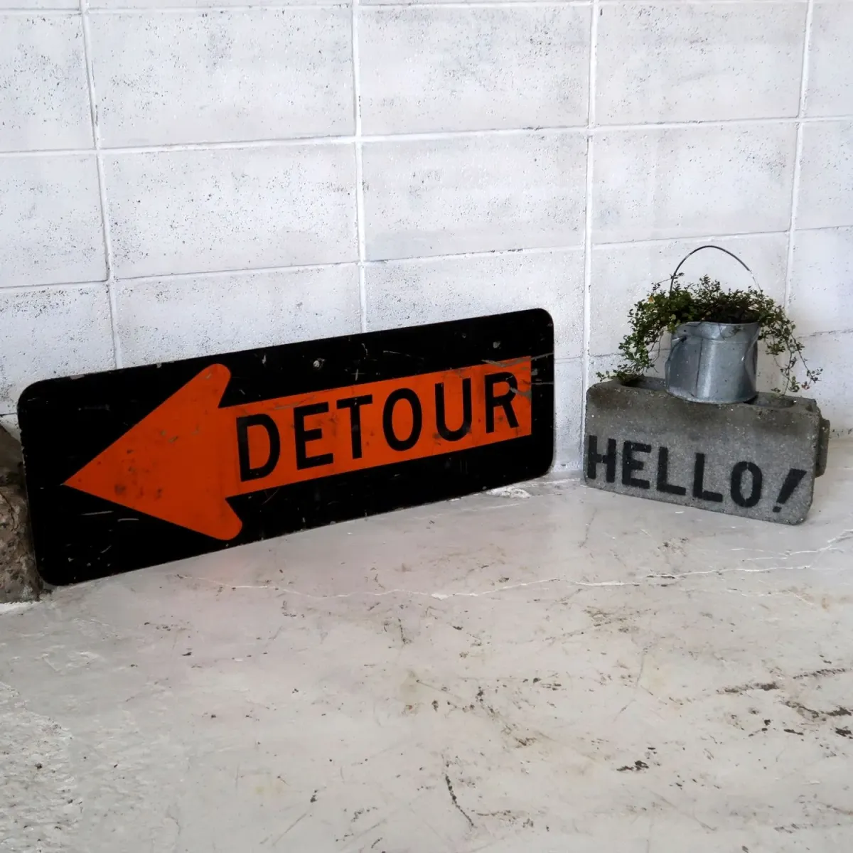 DETOUR ビンテージ ロードサイン