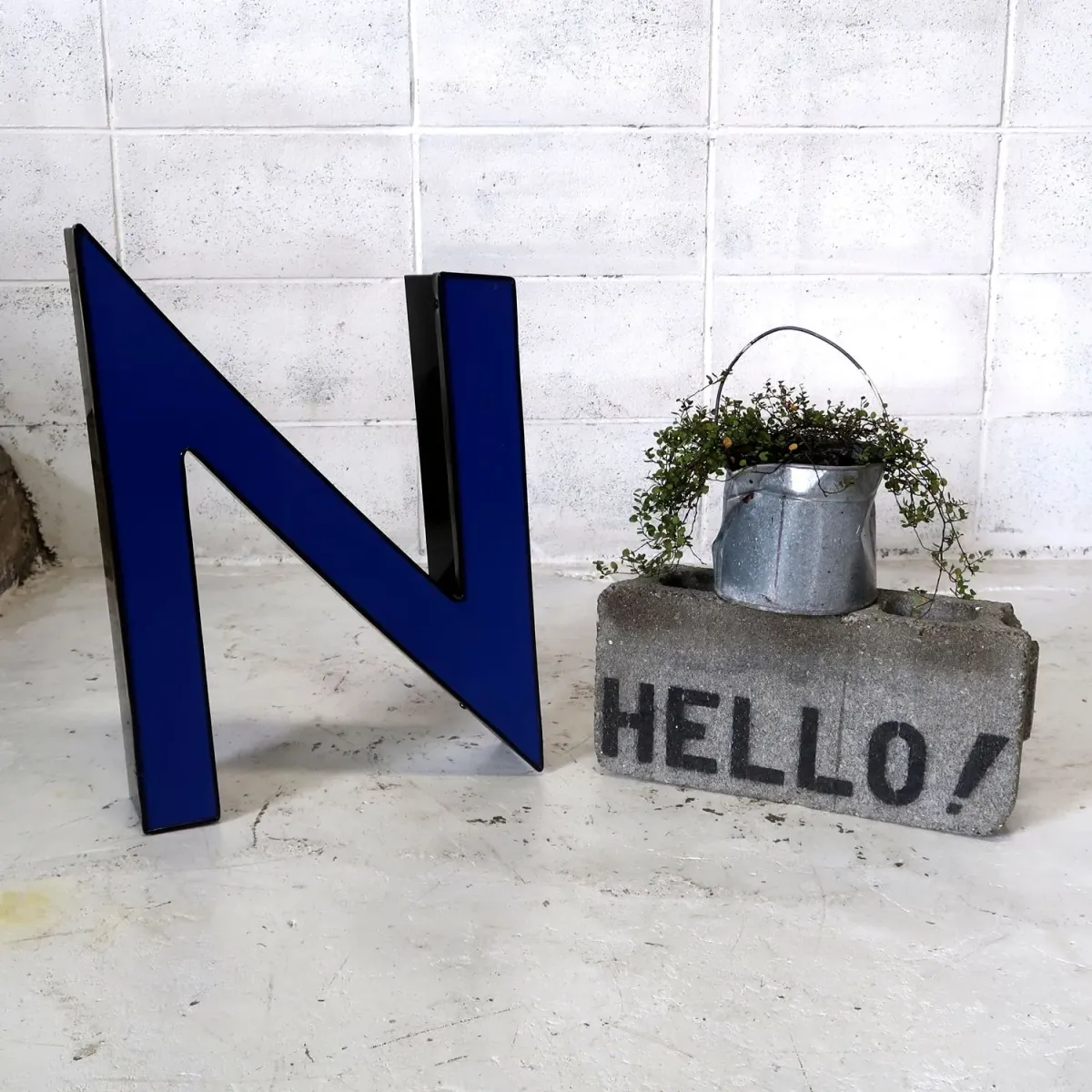 ビンテージ レターサイン N