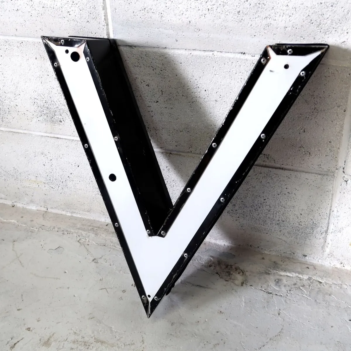 ビンテージ レターサイン V