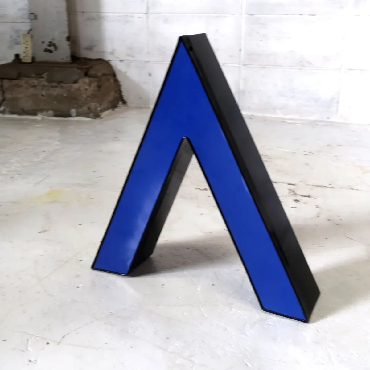 ビンテージ レターサイン V