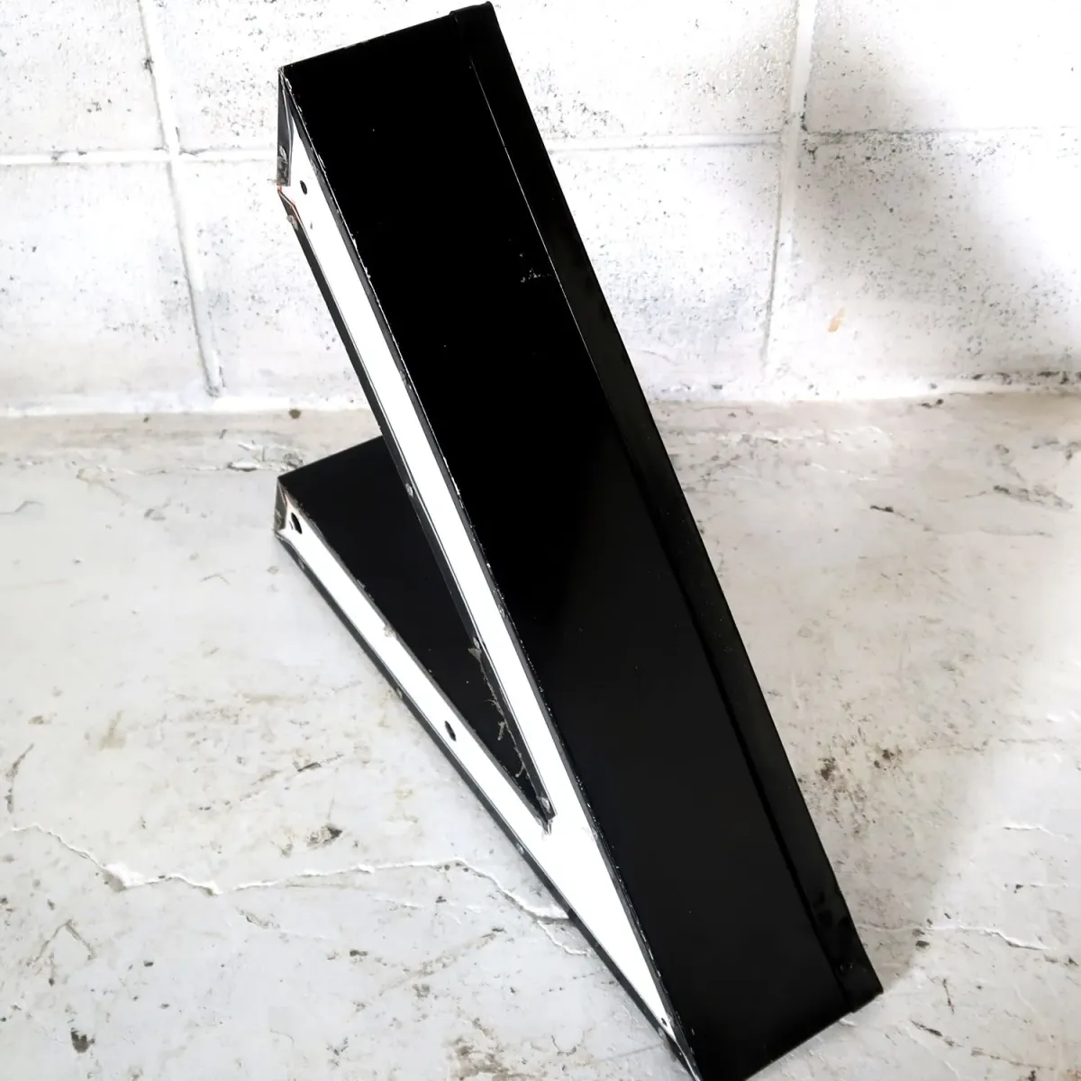 ビンテージ レターサイン V