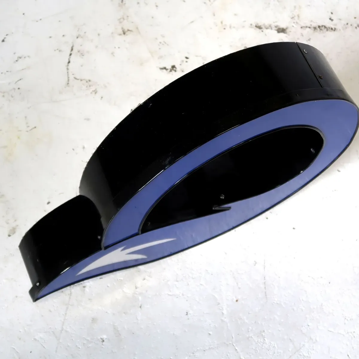 ビンテージ レターサイン O